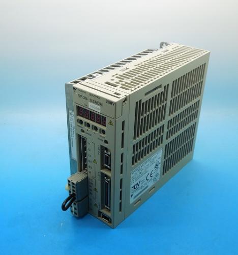 SGDM-08ADA サーボパック 安川電機 ランクS中古品 / FA機器 SGDM-08ADA サーボパック 安川電機 ランクS中古品 / FA機器