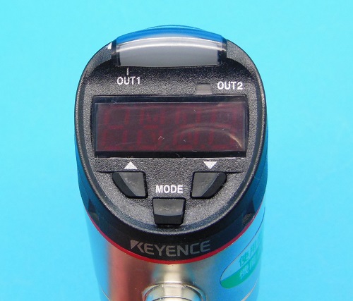 未使用】 キーエンス KEYENCE 耐環境デジタル圧力センサ GP-M100