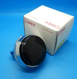 ABN4G10B　30φ押しボタンスイッチ/黒　IDEC　ランクS中古品