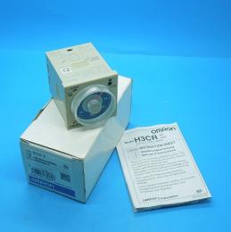 H3CA-8 AC100/240　ソリッドステート・タイマ　オムロン　ランクS中古品