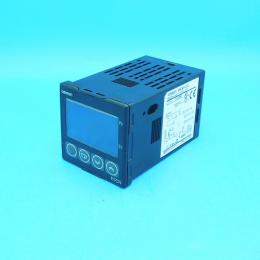 E5CN-RTDU　温度調節器　オムロン　ランクA中古品
