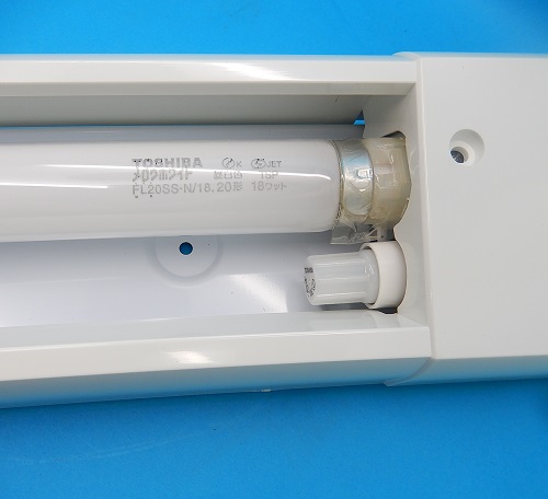 TOSHIBA TOSHIBA FB-1399B 蛍光灯照明器具　防雨形門柱灯　50Hz