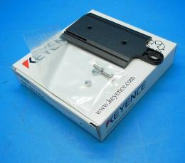 OP-87464　壁面取り付けアダプタ　キーエンス　未使用品