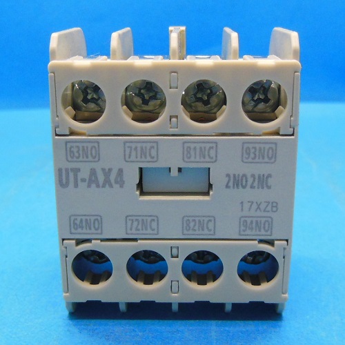 Ut Ax4 UT-AX4 2a2b 補助接点ユニット 三菱電機 ランクS中古品 / FA機器・制御機器の買取、販売はワイデンへ